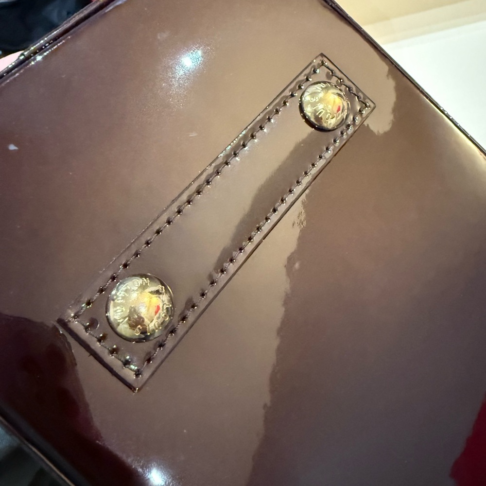 Louis Vuitton Glossy Monogram Alma Satchel in Dark Bordeaux - Picture 10 of 16